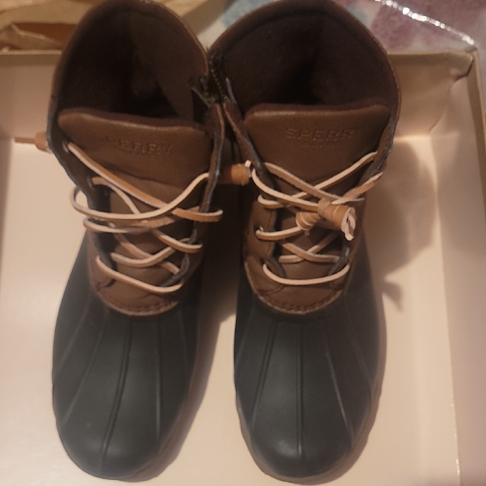 Sperry Brown Leather Upper Black Rubber Duck Boots